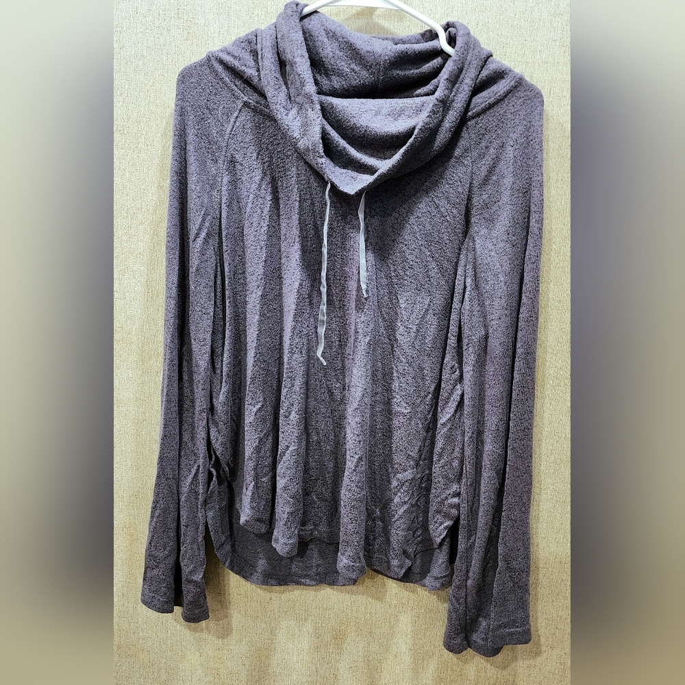 Gilligan & O'Malley long sleeve purple slouch neck sweater, size XL